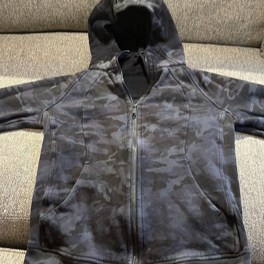 Lulu lemon scuba camo